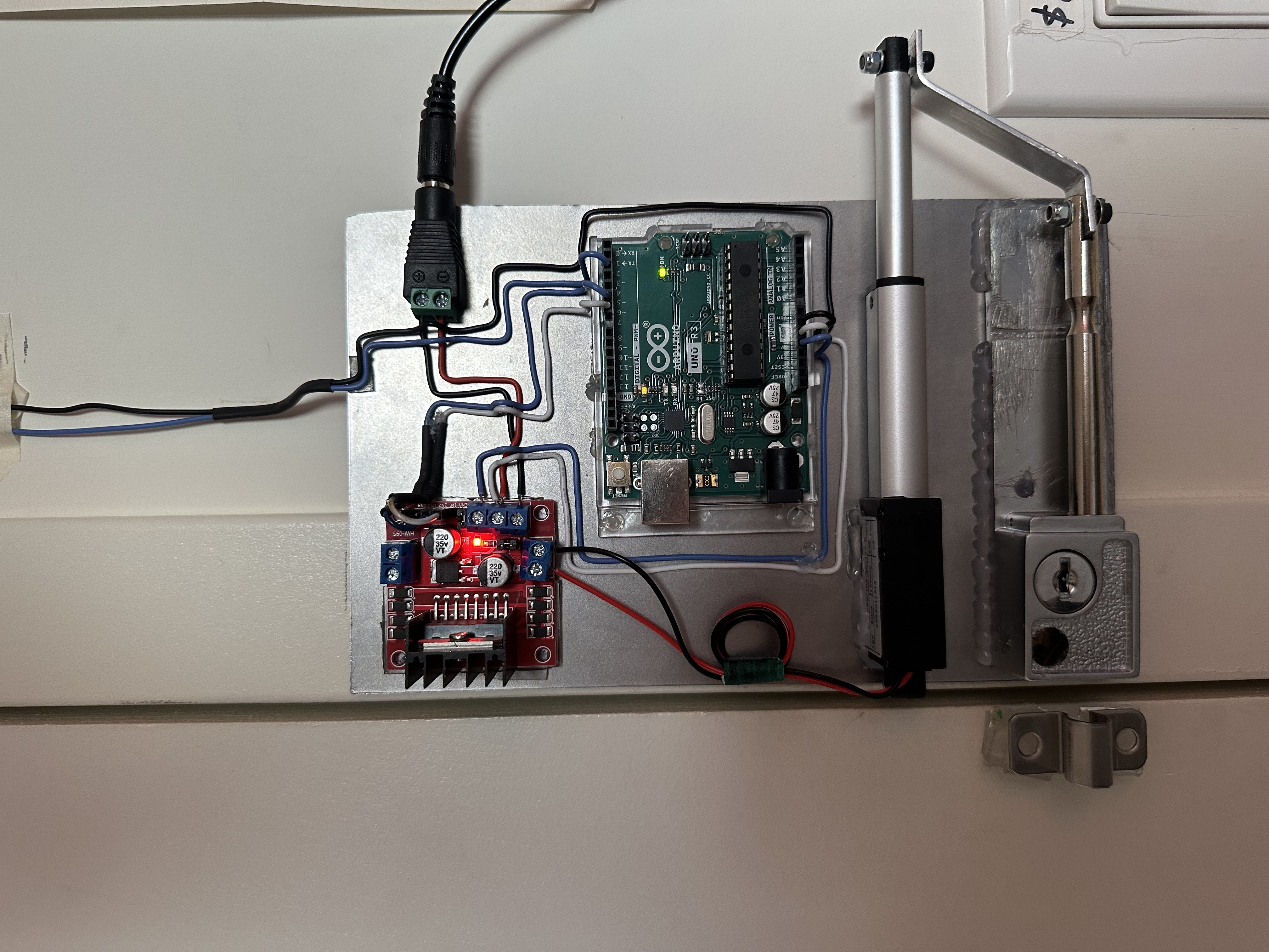 The lock plate installed on a white bedroom door